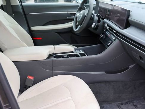 Used 2024 Hyundai Sonata SEL FWD image 14