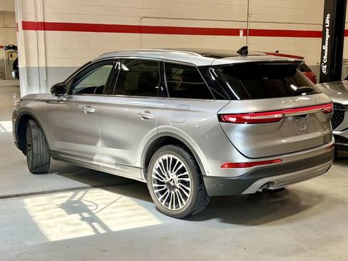 Used 2022 Lincoln Corsair Reserve w/ Equipment Group 201A AWD/4WD image 2