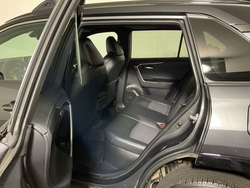 Used 2020 Toyota RAV4 XSE w/ Carpet Mat Package AWD/4WD image 34