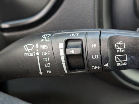 Used 2023 Kia Soul LX w/ LX Technology Package image 27