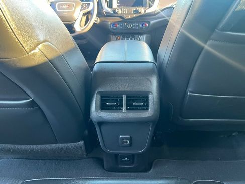 Used 2020 GMC Terrain SLT FWD image 19