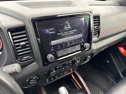 Used 2023 Nissan Frontier PRO-4X w/ Pro-4X Premium Package AWD/4WD image 11