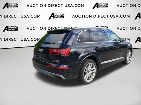 Used 2017 Audi Q7 3.0T Prestige AWD/4WD image 12