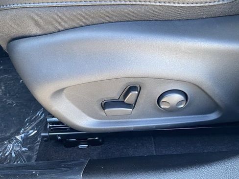 New 2025 Jeep Compass Limited w/ Driver Assist Group I image 16