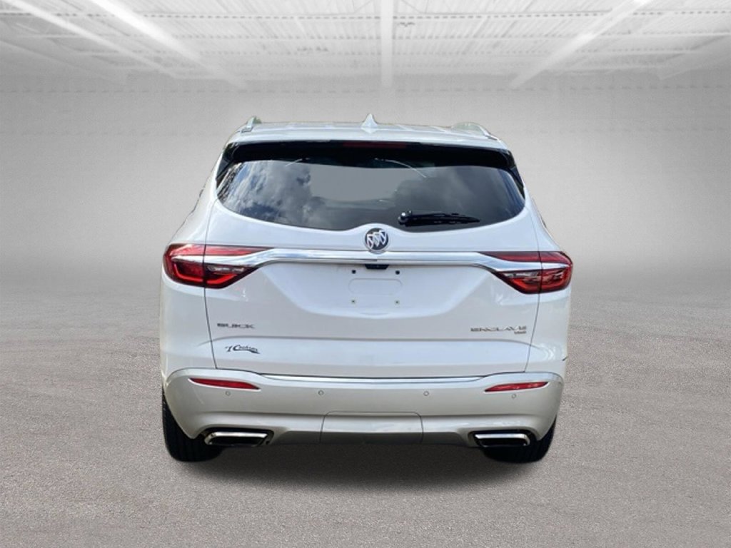 Used 2018 Buick Enclave Avenir w/ Avenir Technology Package AWD/4WD image 4