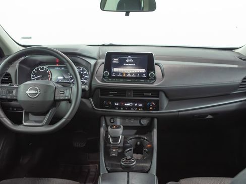 Used 2025 Nissan Rogue SV AWD/4WD image 21