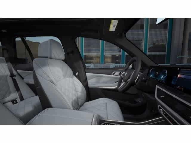 Used 2026 BMW X5 xDrive50e w/ M Sport Package AWD/4WD image 9