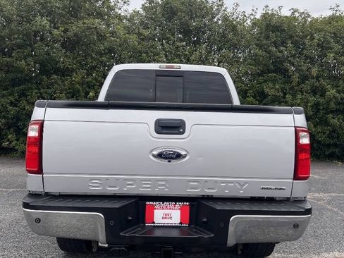 Used 2016 Ford F250 Lariat w/ Lariat Interior Package AWD/4WD image 6