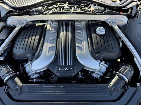 Used 2023 Bentley Flying Spur W12 image 78