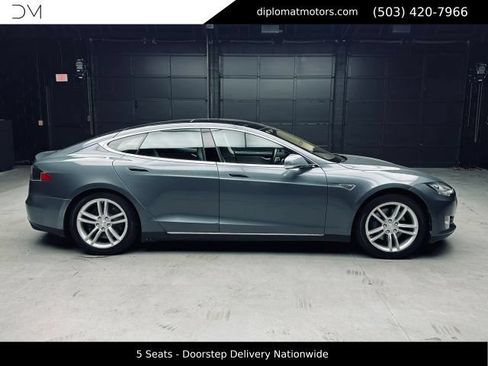 Used 2013 Tesla Model S RWD image 8