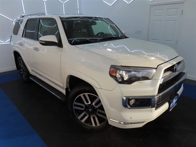 Used 2018 Toyota 4Runner Limited AWD/4WD image 5