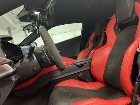 Certified 2022 Chevrolet Corvette Stingray Preferred Cpe w/ Z51 Performance Package RWD image 19