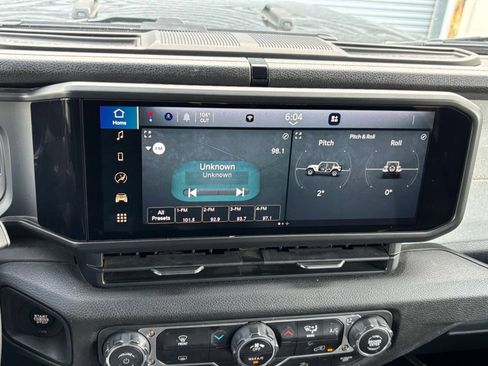 Used 2025 Jeep Wrangler Unlimited Sport AWD/4WD image 20