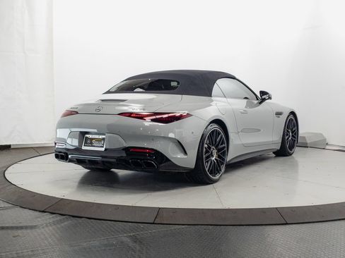 Used 2022 Mercedes-Benz SL 55 AMG 4MATIC image 35