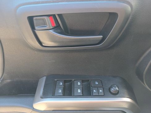 Used 2023 Toyota Tacoma SR5 image 16