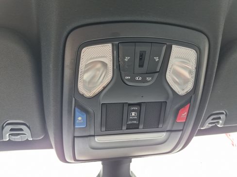 Used 2023 RAM 1500 Big Horn AWD/4WD image 38