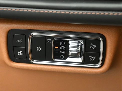 Certified 2022 Lincoln Aviator Black Label Grand Touring image 11