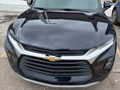 Used 2021 Chevrolet Blazer LT image 2