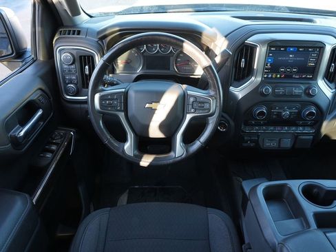 Used 2021 Chevrolet Silverado 1500 LT image 21