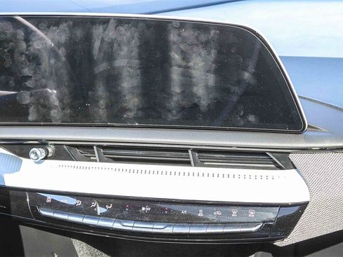 Used 2025 Cadillac Optiq Sport 2 w/ LPO, Floor Liner Package image 18