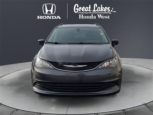 Used 2020 Chrysler Voyager Lxi image 8