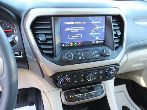 Used 2023 GMC Acadia Denali w/ Denali Ultimate Package image 8