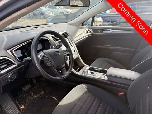 Used 2020 Ford Fusion SE image 7