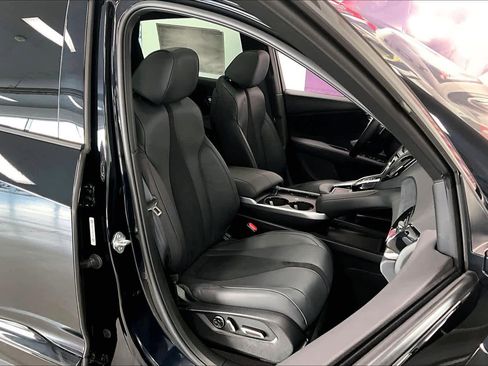 Used 2025 Acura RDX A-Spec image 12