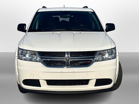Used 2017 Dodge Journey SE w/ Flexible Seating Group image 3