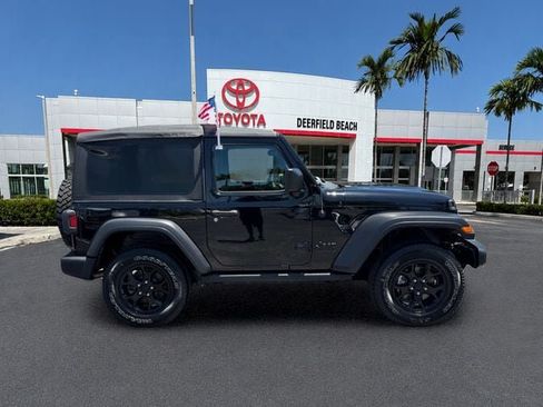 Used 2020 Jeep Wrangler Sport AWD/4WD image 8