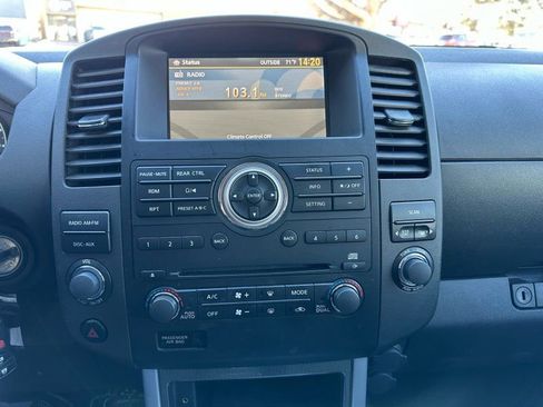 Used 2012 Nissan Pathfinder SV image 21
