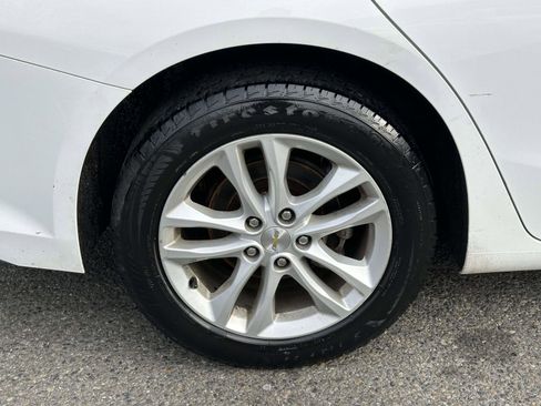 Used 2018 Chevrolet Malibu LT image 7
