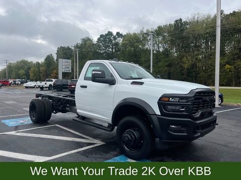 Used 2025 RAM 5500 Tradesman image 6