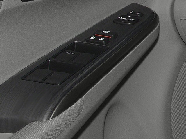 Used 2014 Toyota Camry XLE FWD image 14