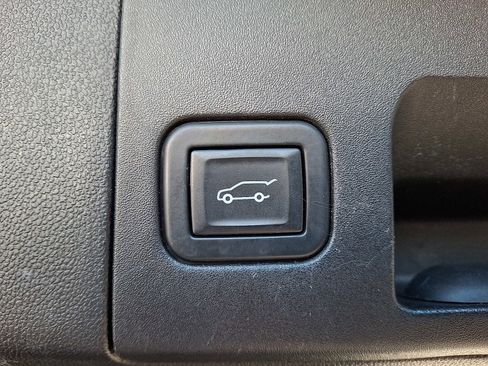 Used 2023 Cadillac XT5 Sportv image 29