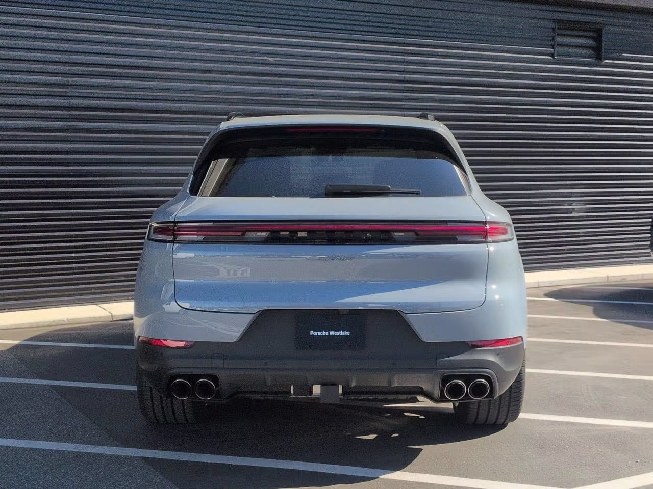 Certified 2026 Porsche Cayenne AWD/4WD image 6