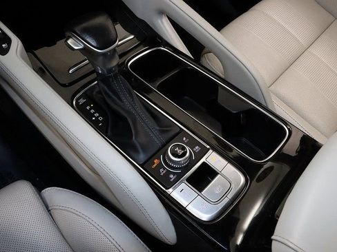 Used 2024 Kia Telluride SX image 22
