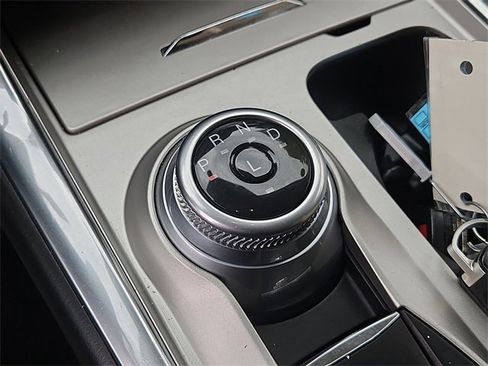 Used 2021 Ford Explorer XLT w/ Equipment Group 202A image 27