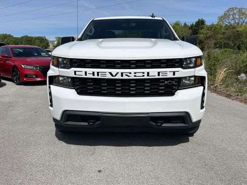 Used 2020 Chevrolet Silverado 1500 Custom w/ Custom Value Package AWD/4WD image 8