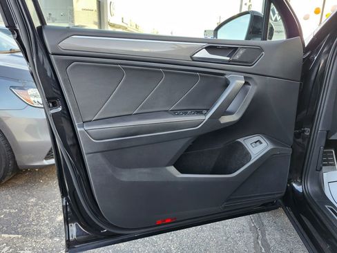 Certified 2022 Volkswagen Tiguan SE R-Line image 12