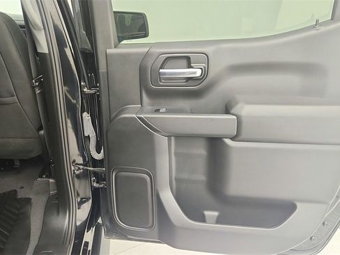 Used 2023 Chevrolet Silverado 1500 Custom image 32