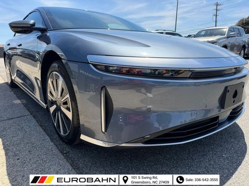 Used 2024 Lucid Air Touring AWD/4WD image 23