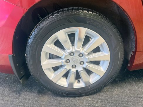Used 2015 Toyota Sienna Limited Premium w/ Advanced Technology Package FWD image 20