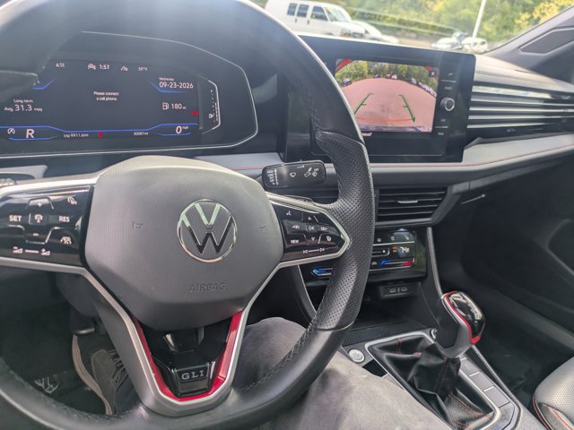 Used 2025 Volkswagen Jetta GLI Autobahn FWD image 31