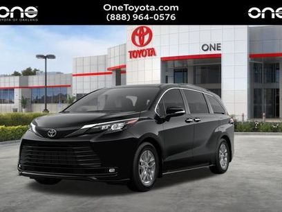 New 2026 Toyota Sienna XLE
