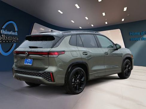 New 2026 Volkswagen Tiguan SE R-Line image 5