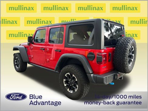 Used 2024 Jeep Wrangler Unlimited Rubicon 4xe AWD/4WD image 3