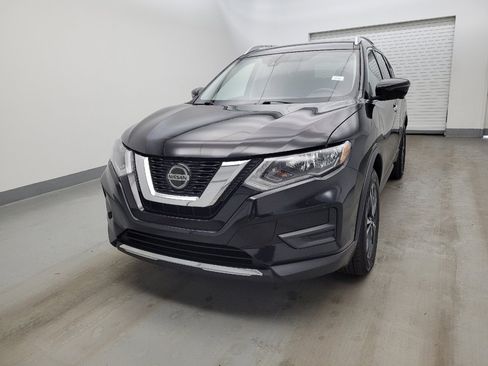 Used 2020 Nissan Rogue SV w/ Premium Package image 15