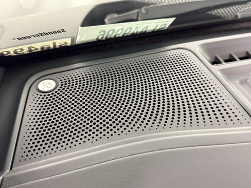 New 2025 Ford Bronco Badlands image 18