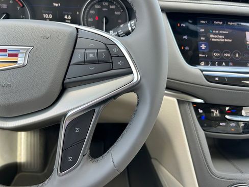 New 2026 Cadillac XT5 Premium Luxury w/ Driver Assist Package image 18